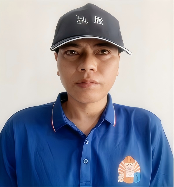 技术工长：何师傅